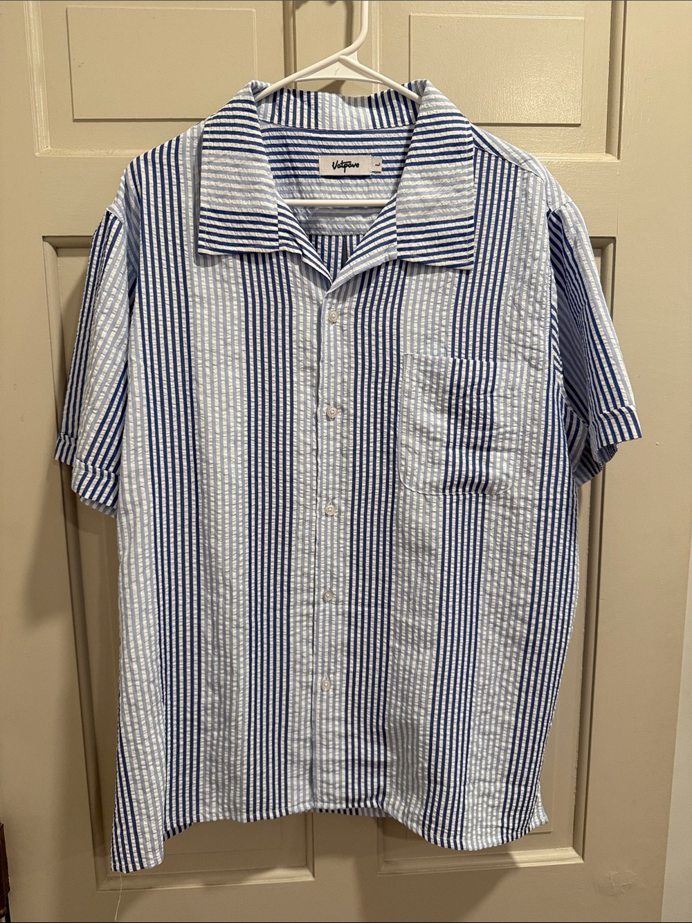 Vatpave Blue and White Vertical Stripe Seersucket Short Sleeve Button-Down Sz L